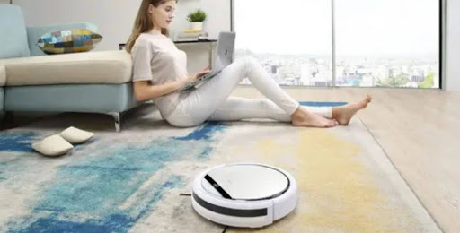 Pourquoi choisir un aspirateur robot silencieux pour un foyer paisible