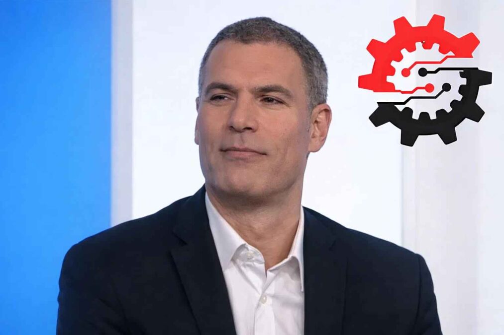 quel est l'âge de renaud pila